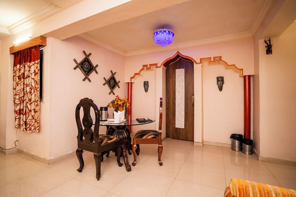 Suite - Photo 4