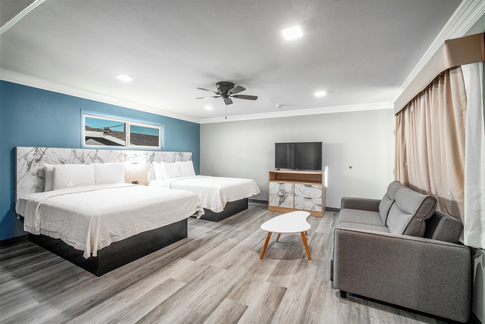 Deluxe Double Room, Kitchenette photo 1
