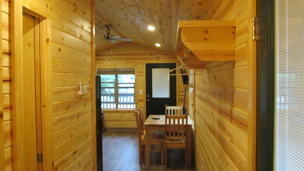 Cottage, 2 Bedrooms, Kitchen (No Linens Included) photo 1