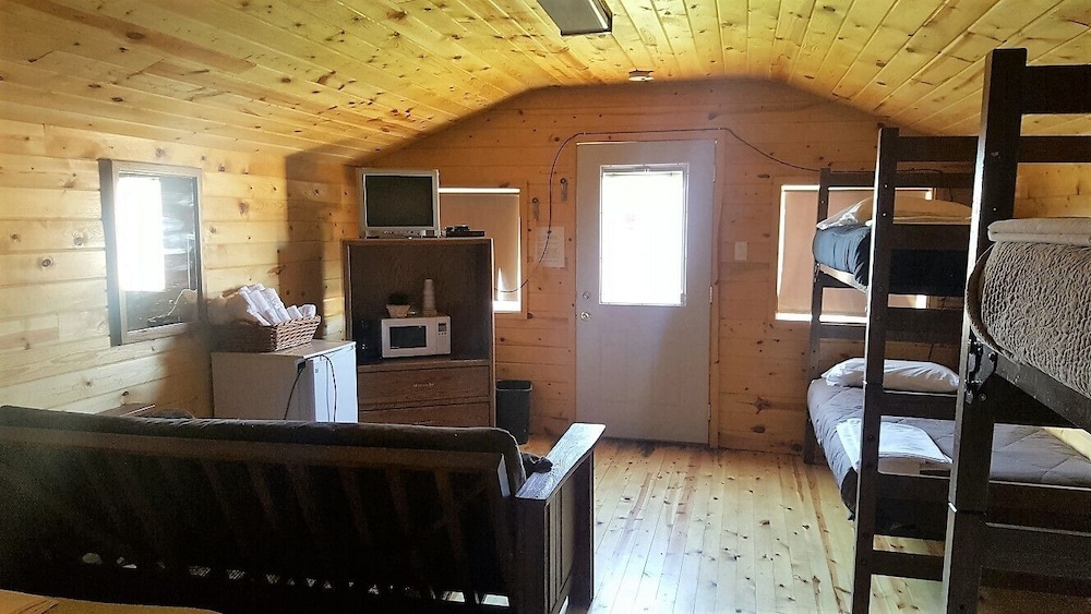 Cabin photo 2
