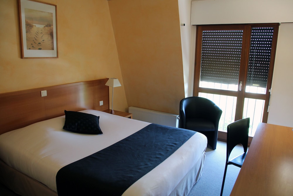 Double Room - Photo 4