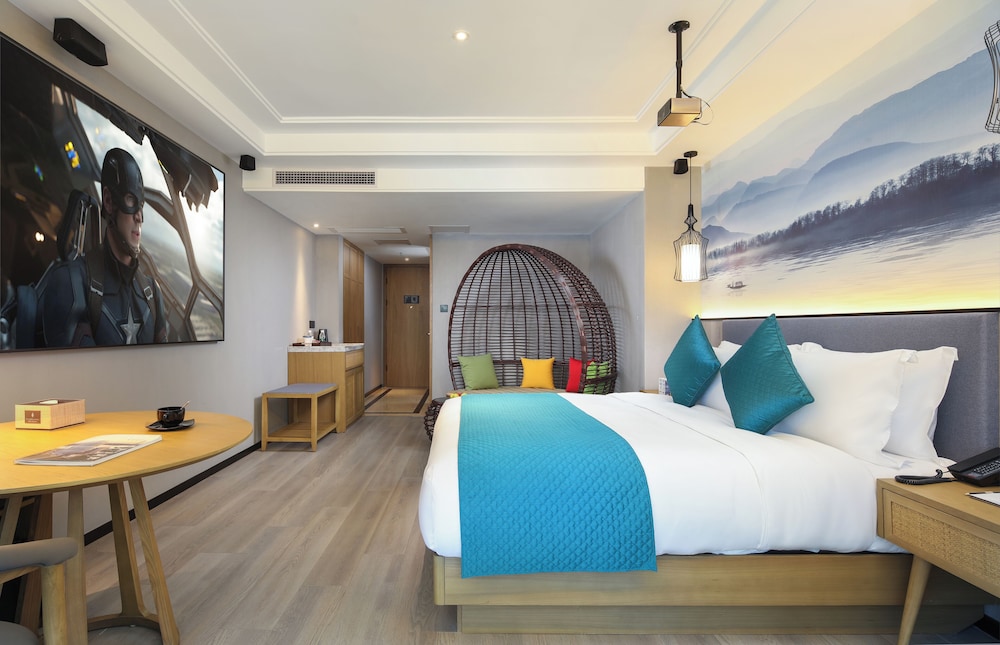 Comfort Double Room, City View