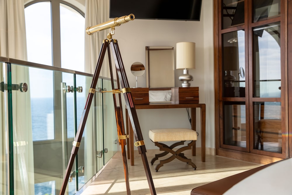 Suite, Terrace (Lighthouse)