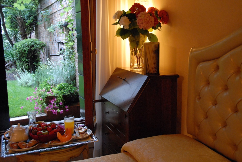 Junior Suite, Garden View photo 2