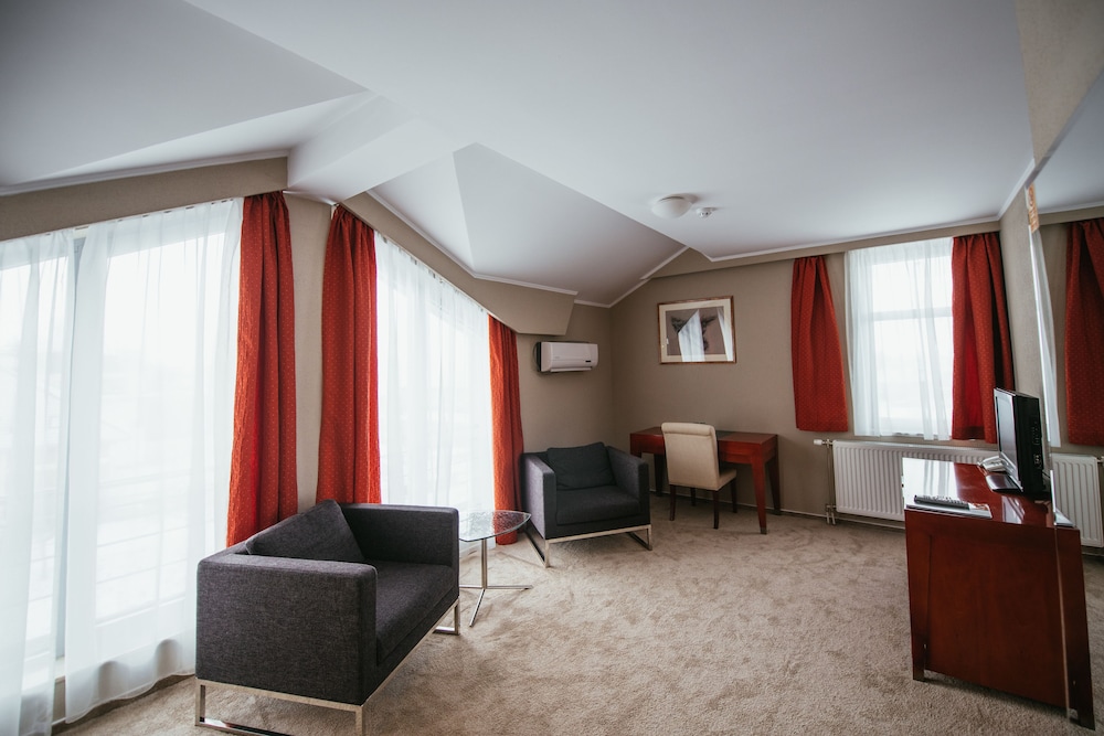 City Apartment, Multiple Beds photo 3