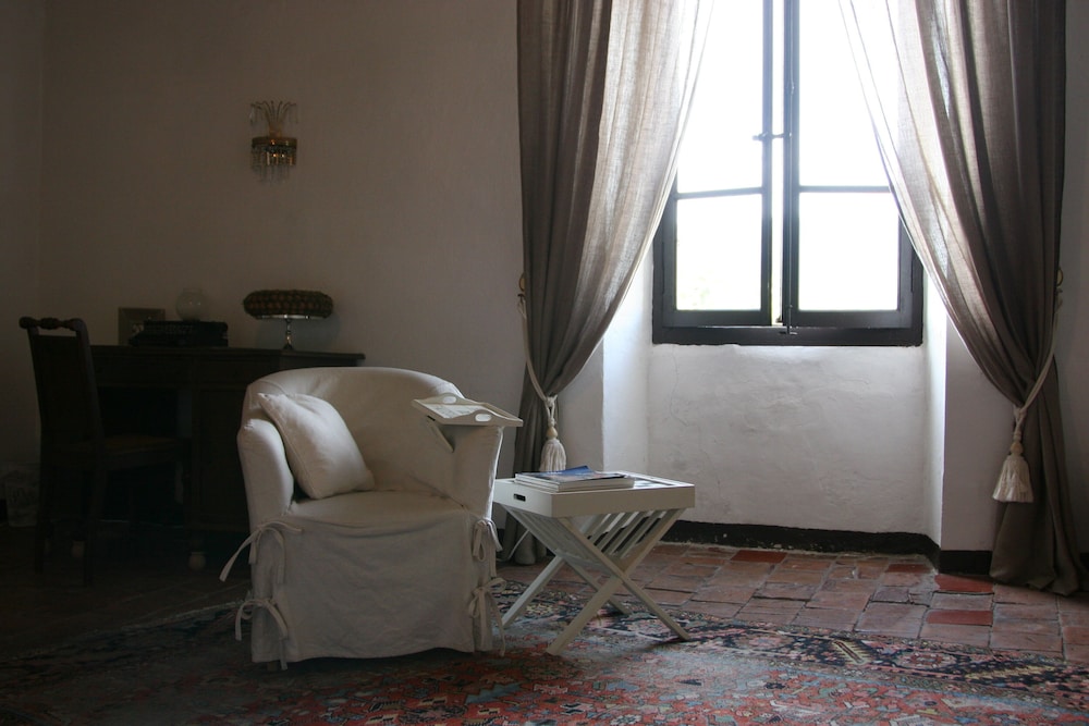Comfort Room photo 3