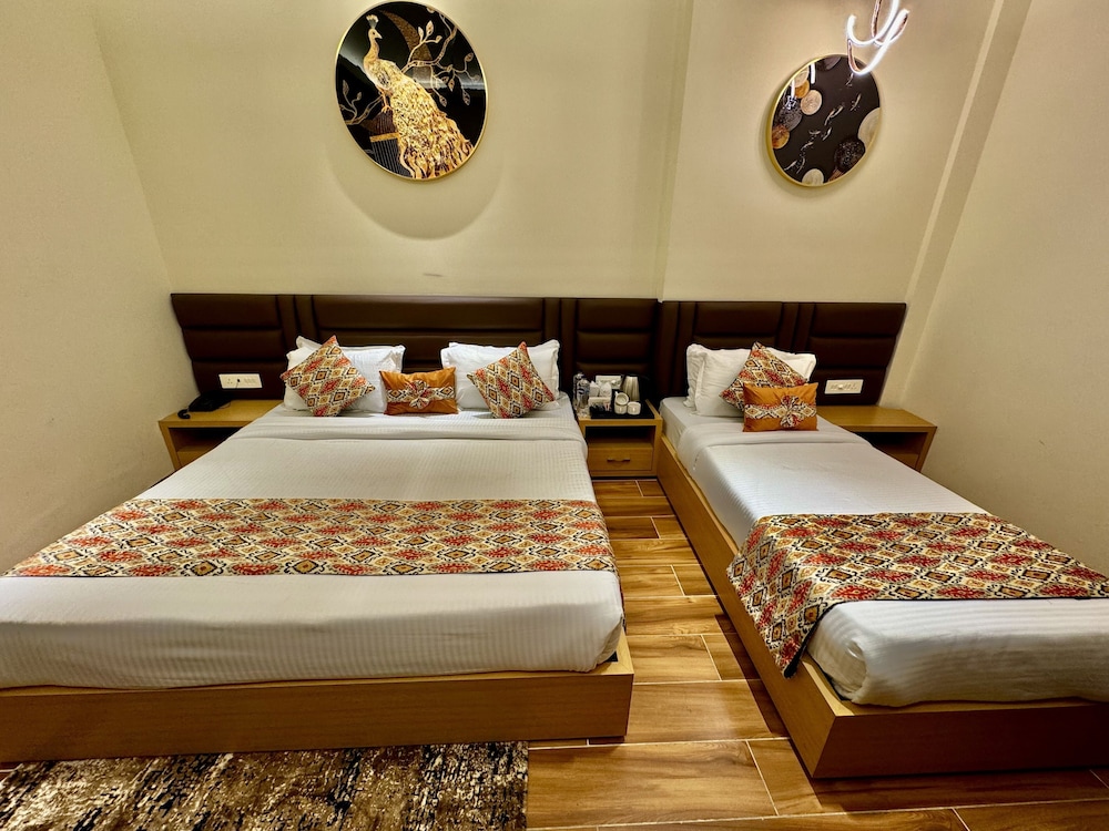 Luxury Triple Room - Photo 9
