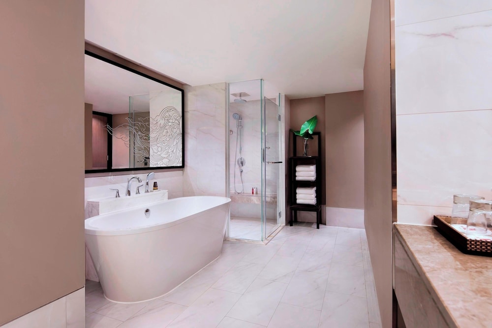 Club Suite, 1 Double Bed thumbnail 6