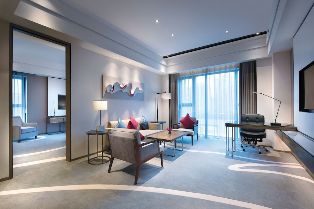 Suite, 1 Bedroom, Non Smoking, City View (Jinsha Lake City View) photo 2