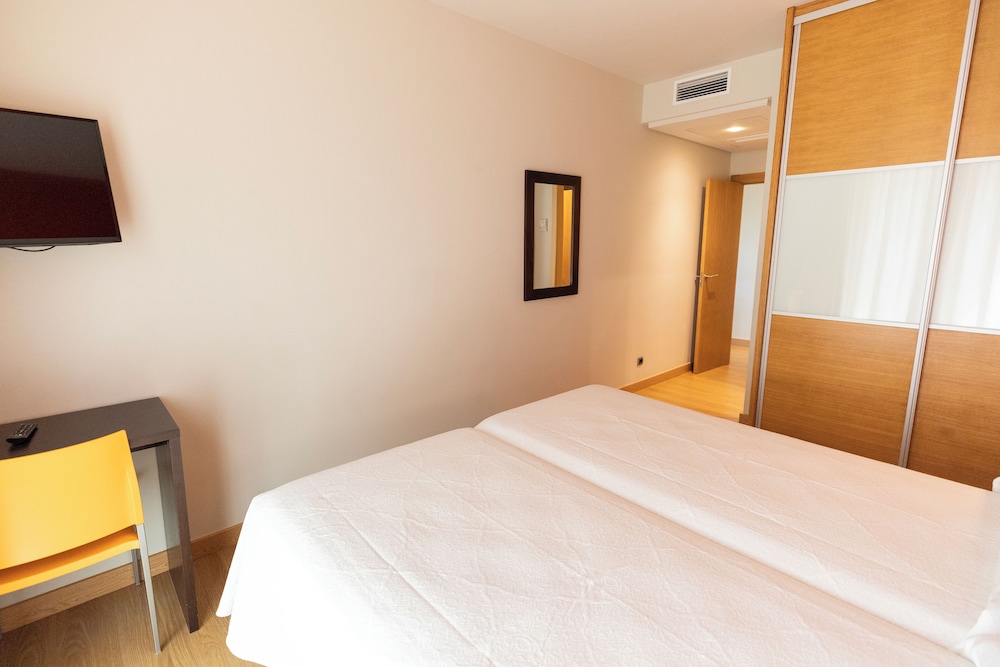 Superior Double Room, 2 Twin Beds photo 3