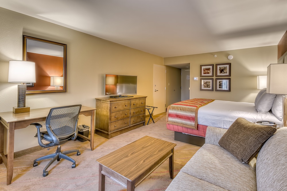 Executive Room, 1 King Bed, Non Smoking - Photo 2