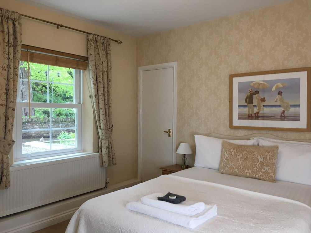 Family Room, Multiple Beds photo 1