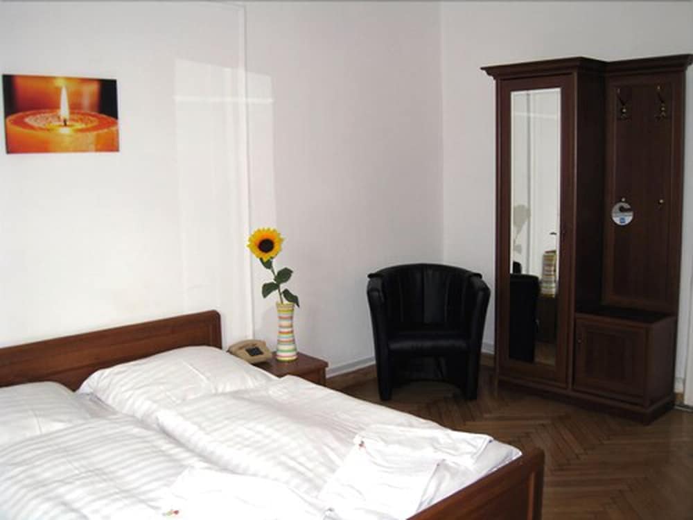 Triple Room photo 2