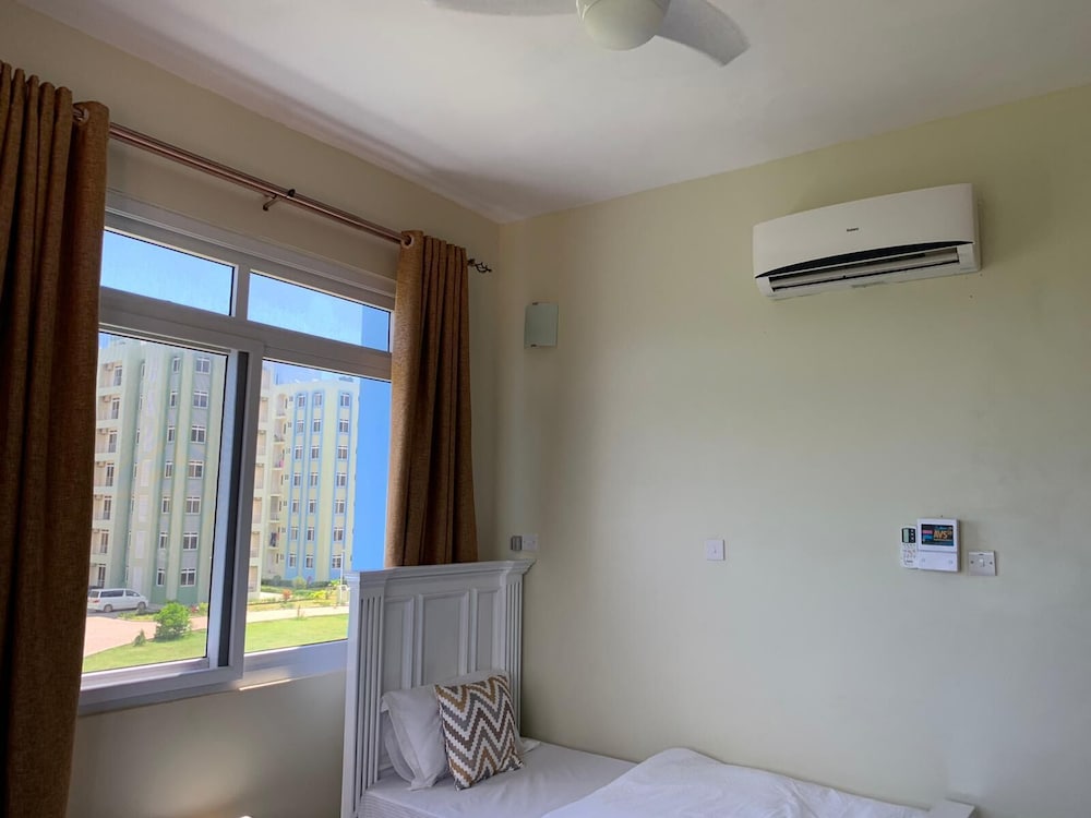 Family Apartment, 3 Bedrooms photo 2