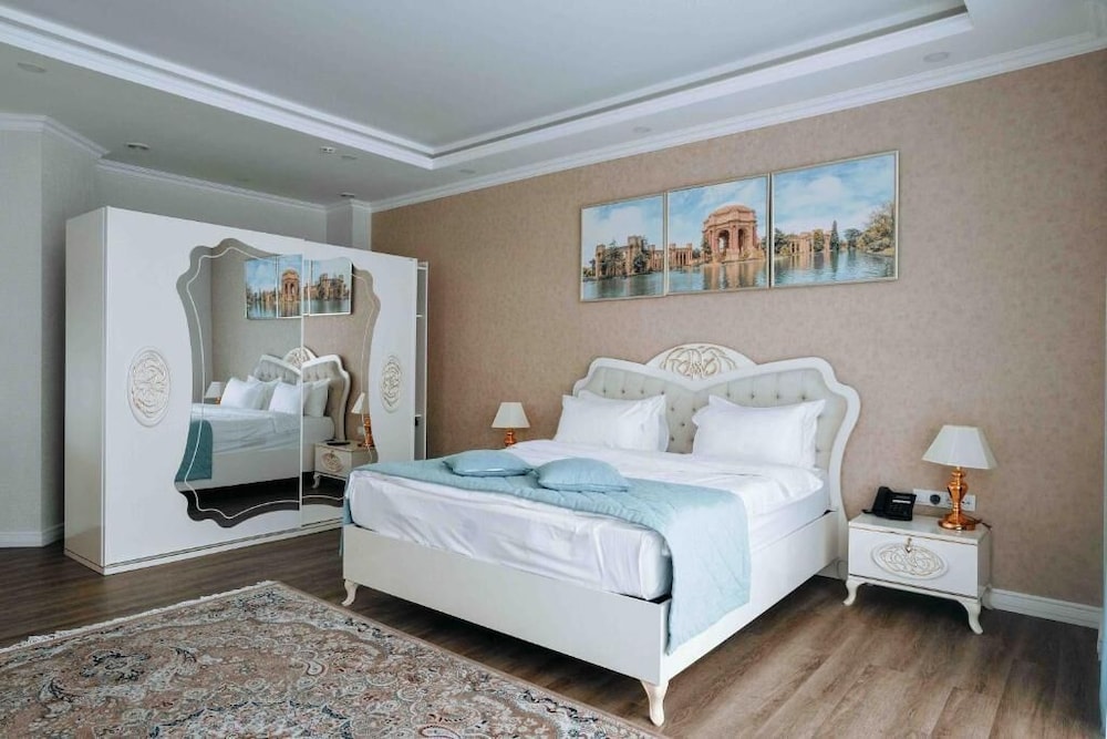 Executive Suite, 1 King Bed, Non Smoking - Photo 4