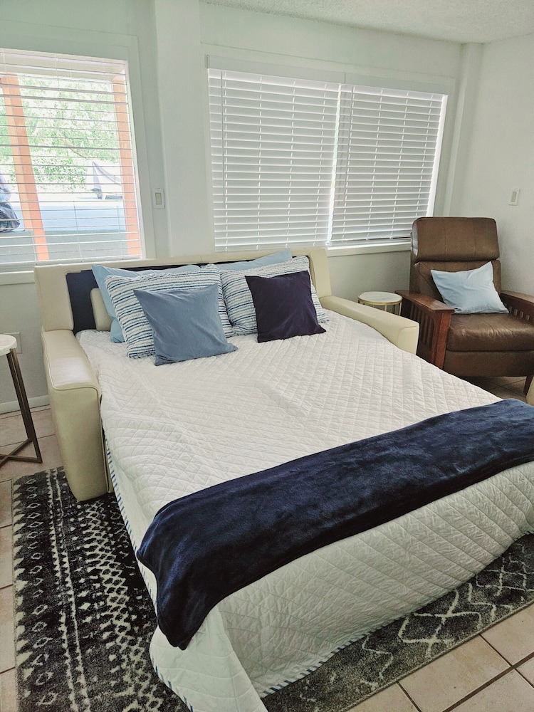 House, 2 Bedrooms, Terrace