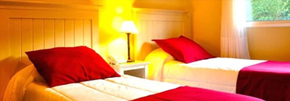Standard Room, 2 Twin Beds photo 1