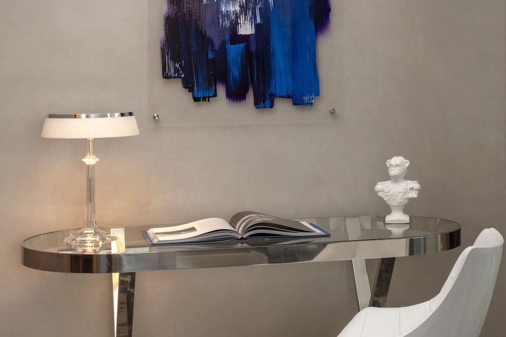 Signature Room, 2 Twin Beds, Balcony (Duo Beds)