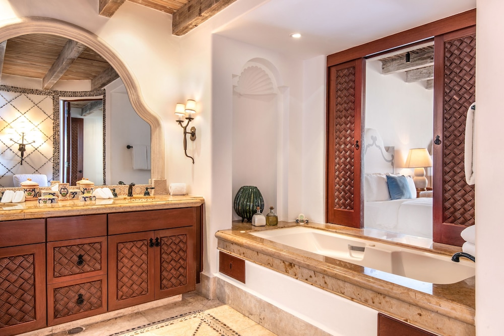 Two Bedroom Gardenview Residence