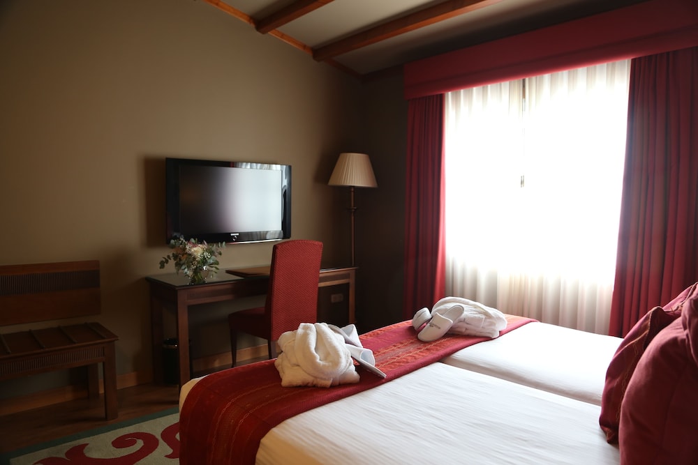 Family Villa (2 Adults and 2 Children) - Photo 9