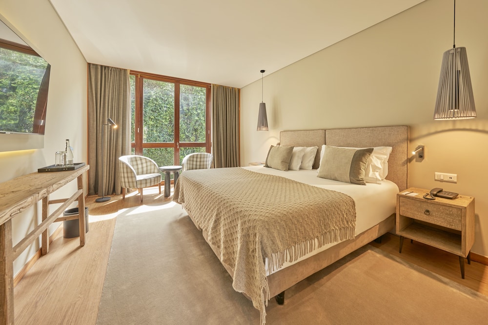Standard Twin Room - Photo 1
