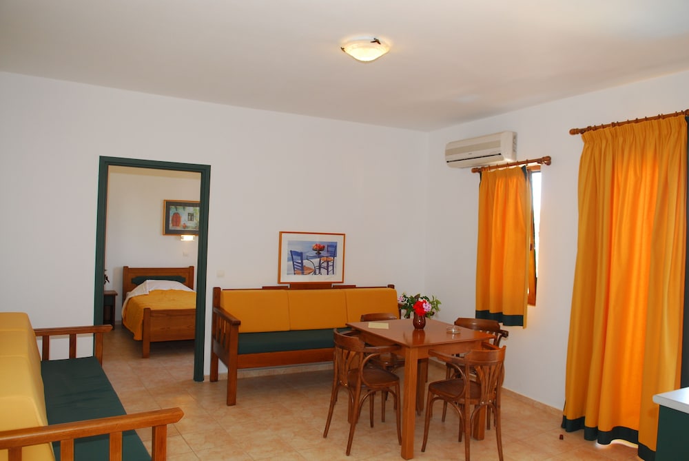 Duplex, 1 Bedroom (for 4)