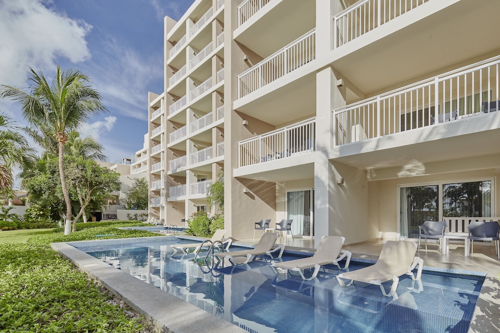 Family Suite, 3 Bedrooms, Private Pool - Photo 1