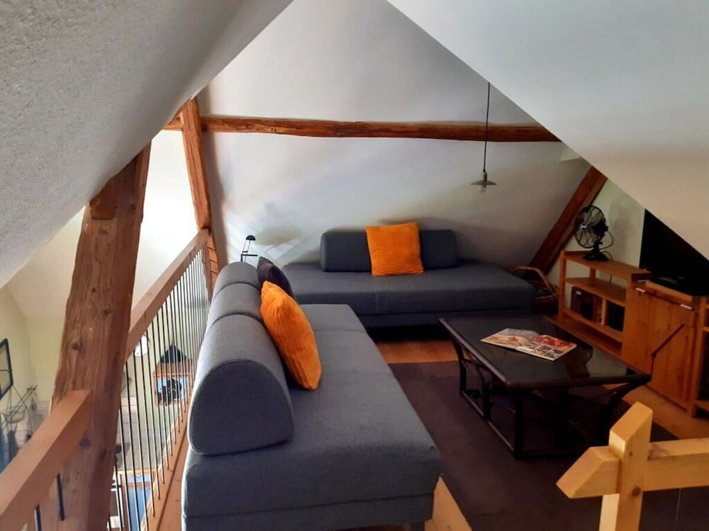 Apartment photo 2
