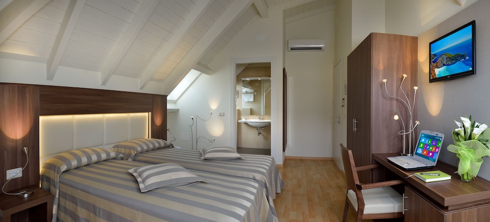 Comfort Double or Twin Room - Photo 6