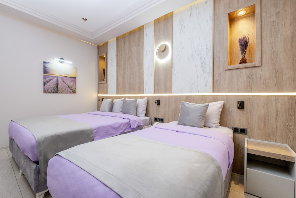 Deluxe Double Room - Photo 4