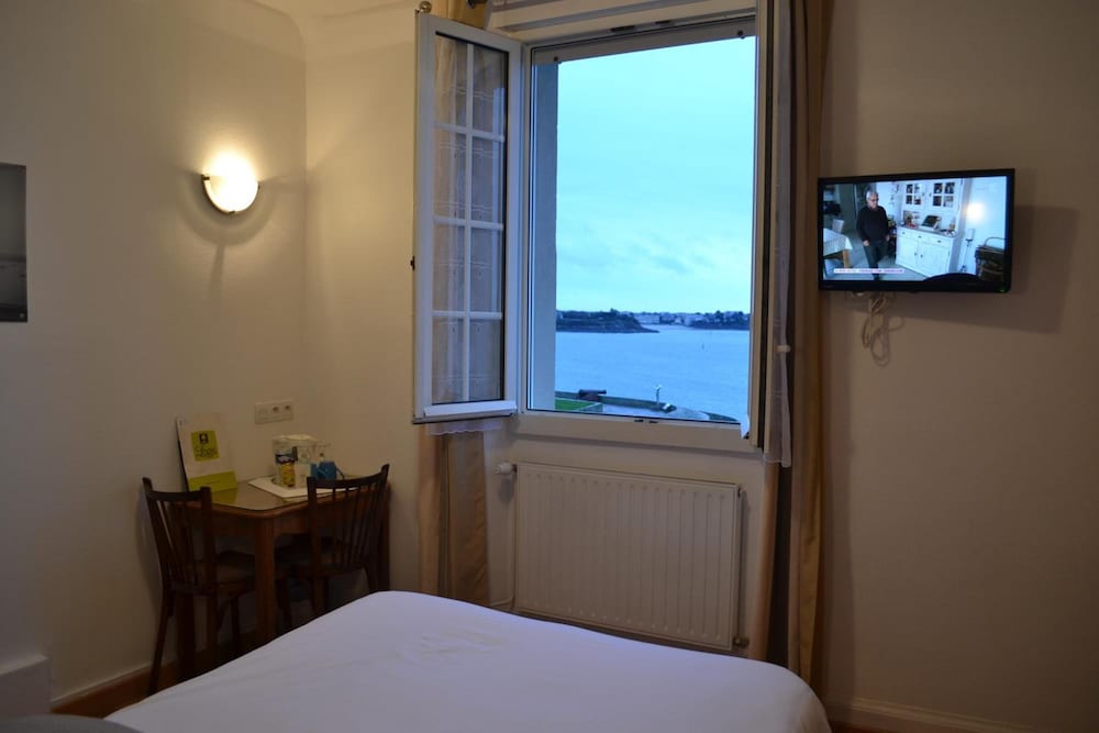 Standard Double Room, Sea View - Photo 3