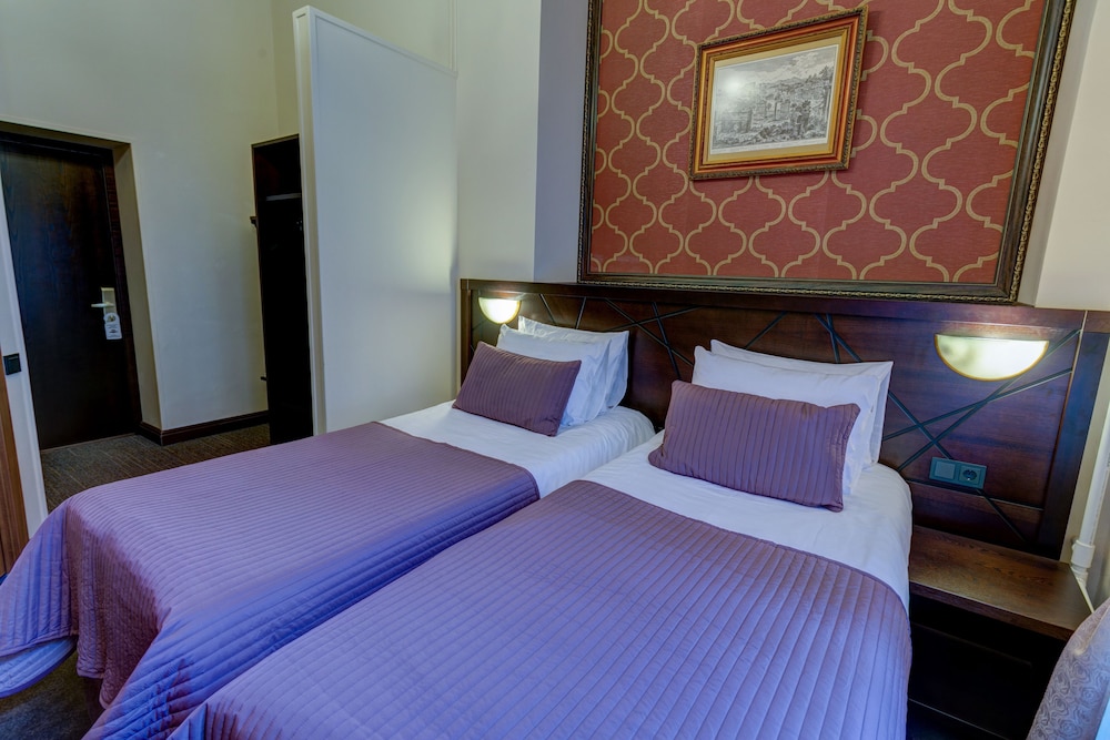 Standard Twin Room photo 1