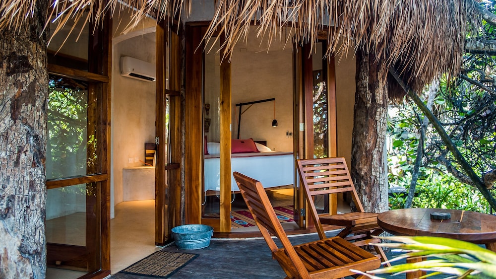 Casa Maya Partial Ocean View A/c