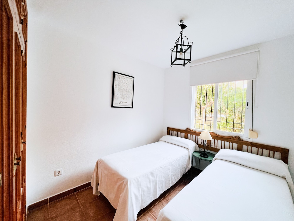 Apartment, 2 Bedrooms, Terrace photo 2