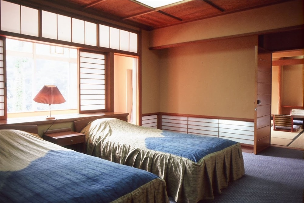 Japanese Western Style Room, Valley View