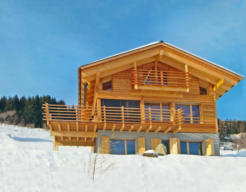 Chalet photo 1