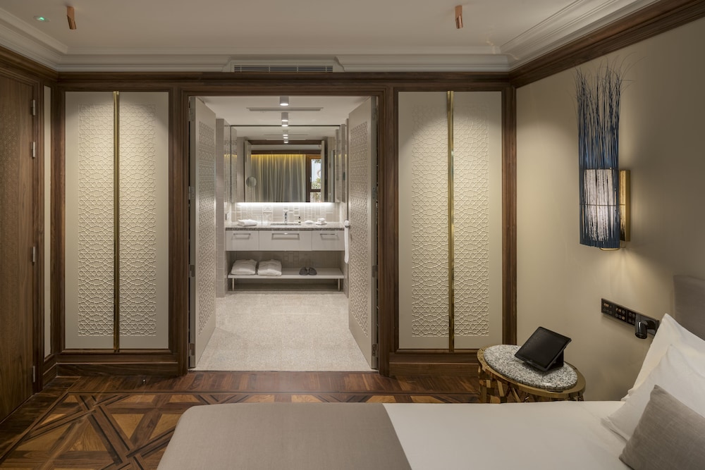 Double Deluxe Room - SPA acess thumbnail 6