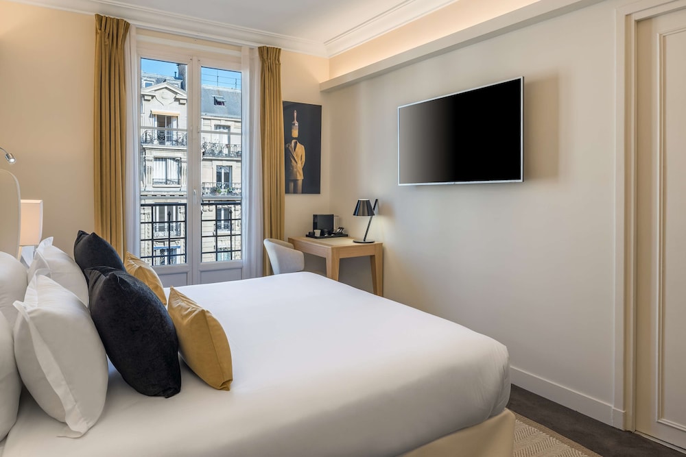 King Deluxe Room with City View Aromatherapy