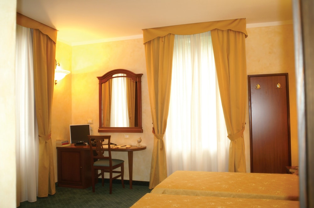 Standard Room, 1 Bedroom photo 3