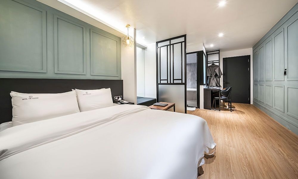 Suite - Photo 4