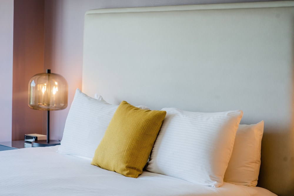 Premium Room, 1 King Bed (Madera King) - Photo 5