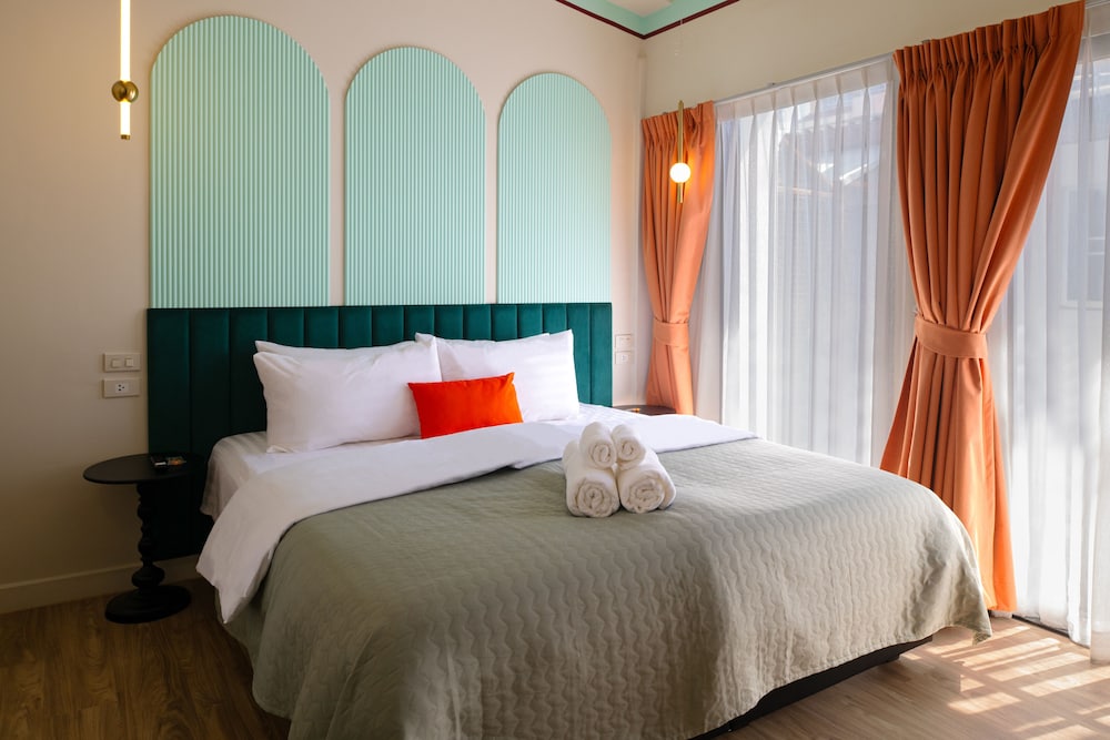 Standard Double or Twin Room, 1 Bedroom, Kitchenette, Courtyard View photo 1