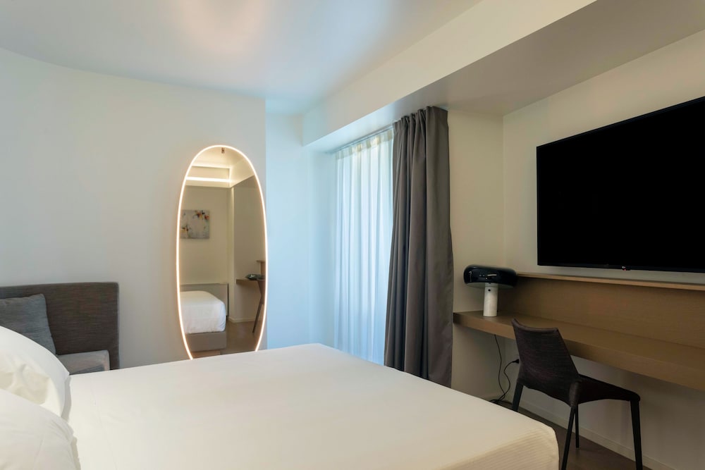 Deluxe Double Room - Photo 2