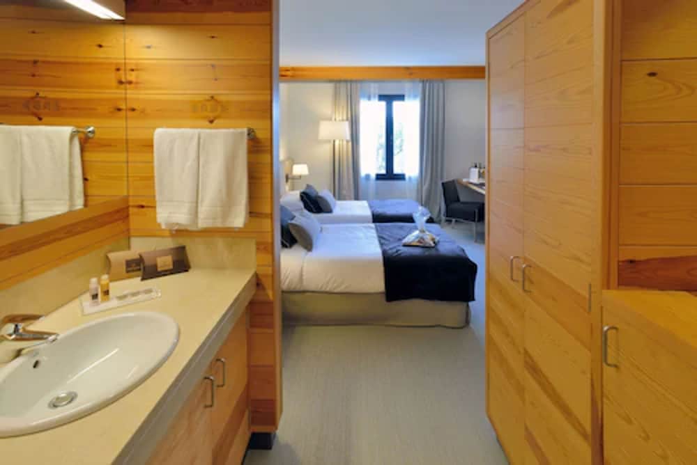 Double Room - Photo 13