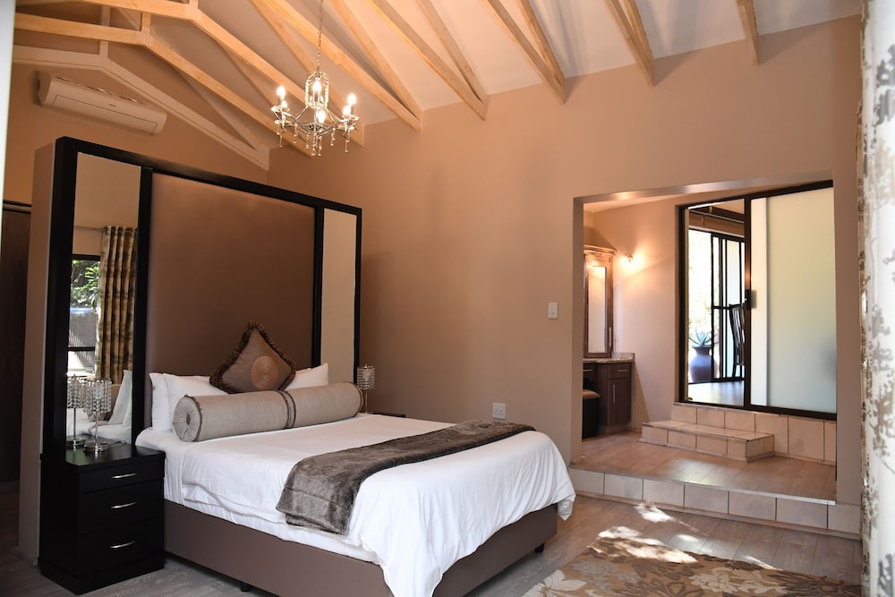 2 Sleeper Diamond Suite (26)