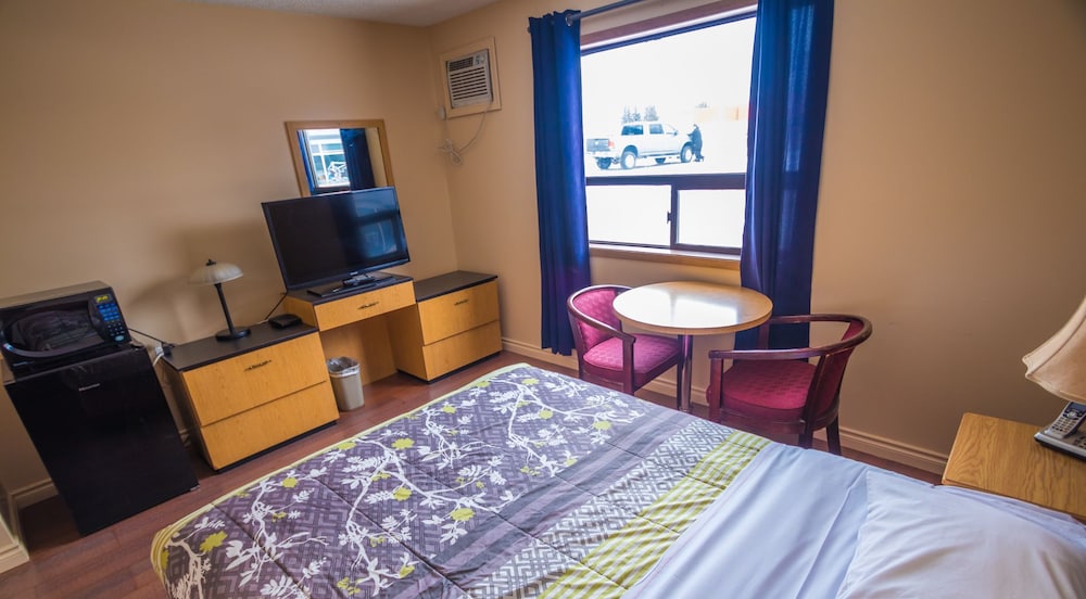 Standard Room, 1 Queen Bed, Non Smoking photo 1