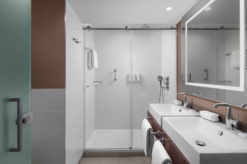 Junior Suite, 1 Bedroom - Photo 3