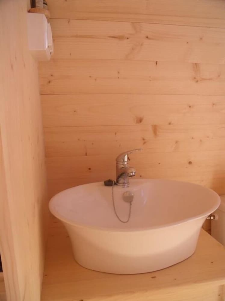Wooden Caravan photo 3