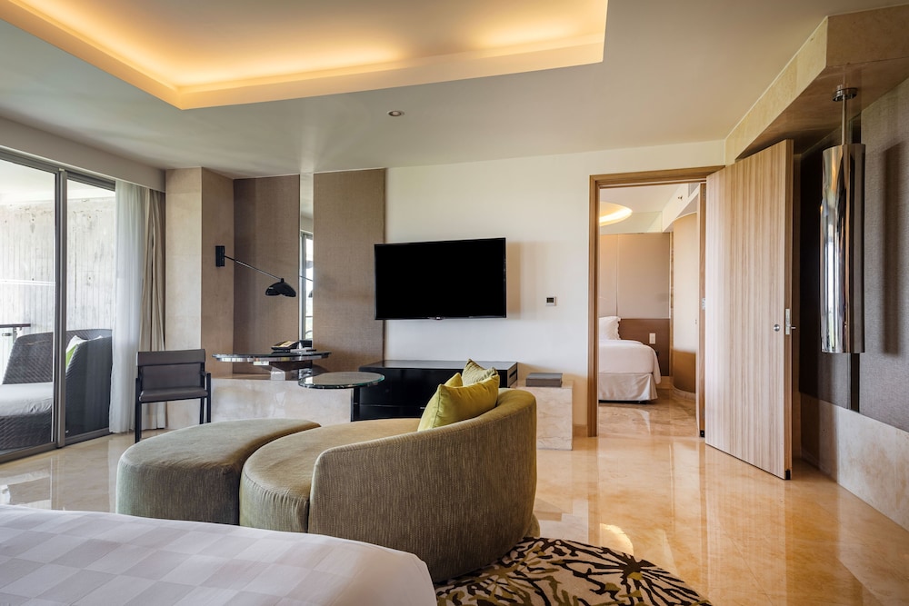2BR Resort View Suite photo 3