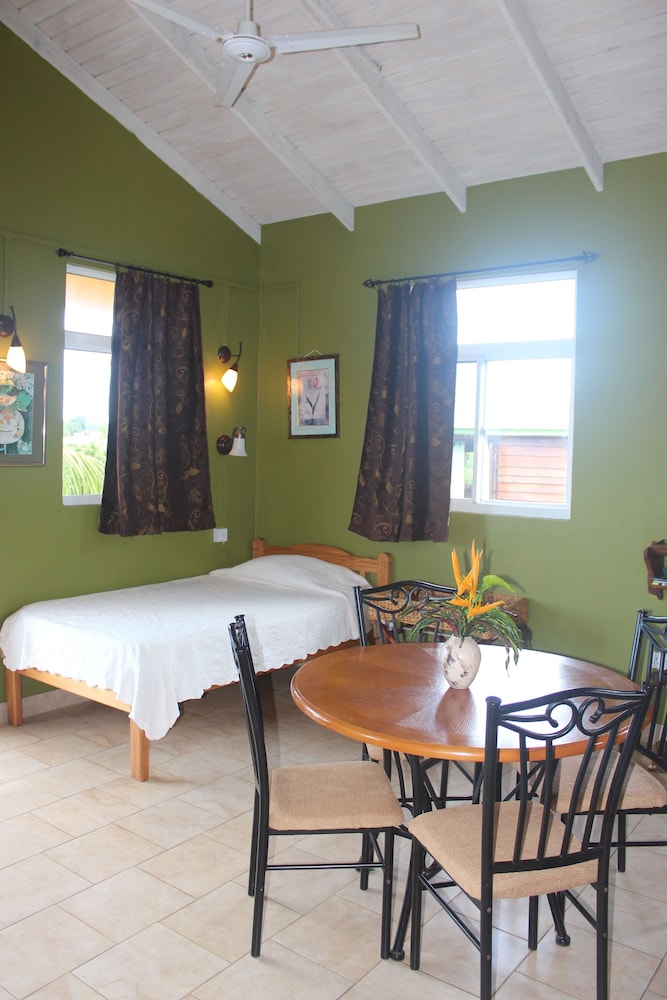 Skylark Ocean View photo 2